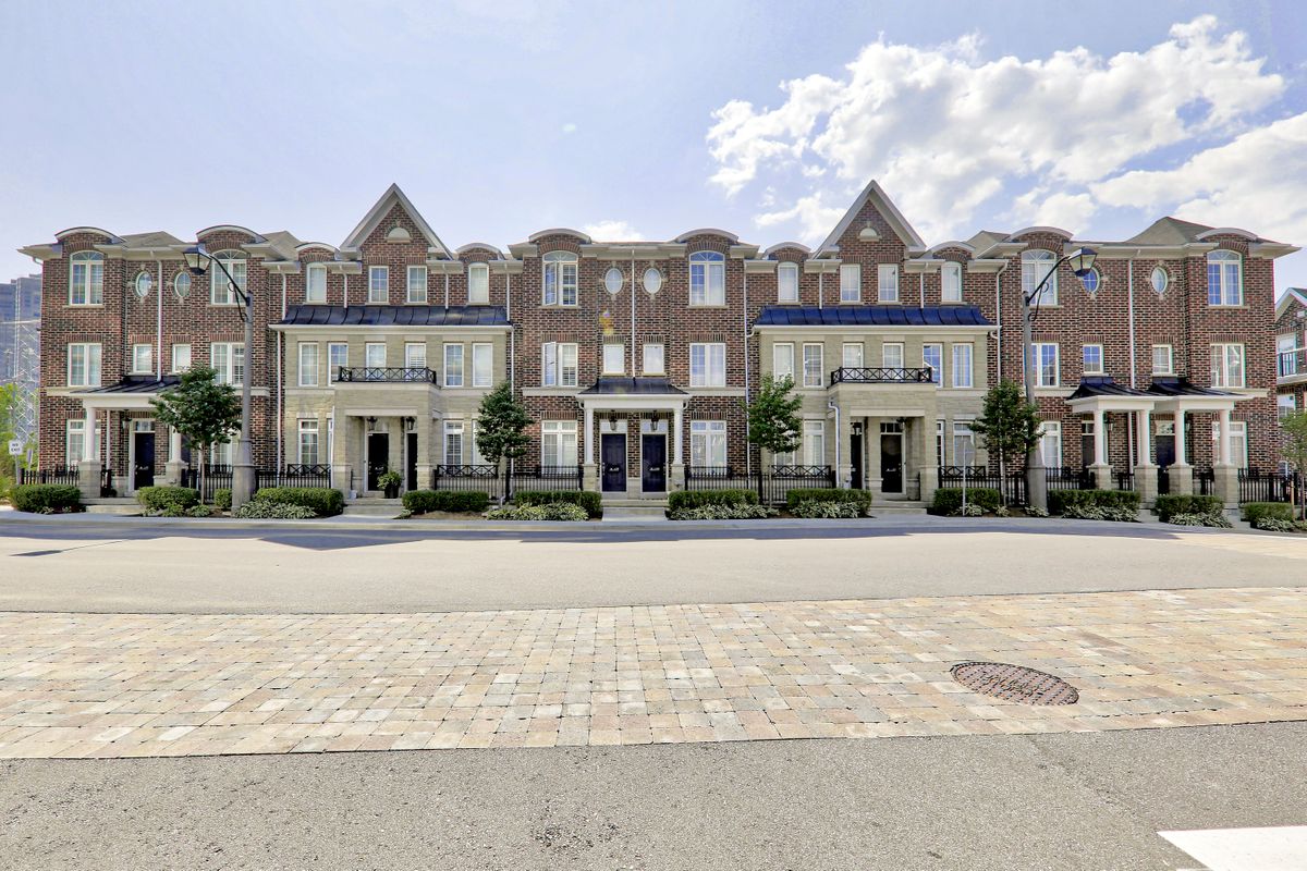 Windermere by the lake Townhomes